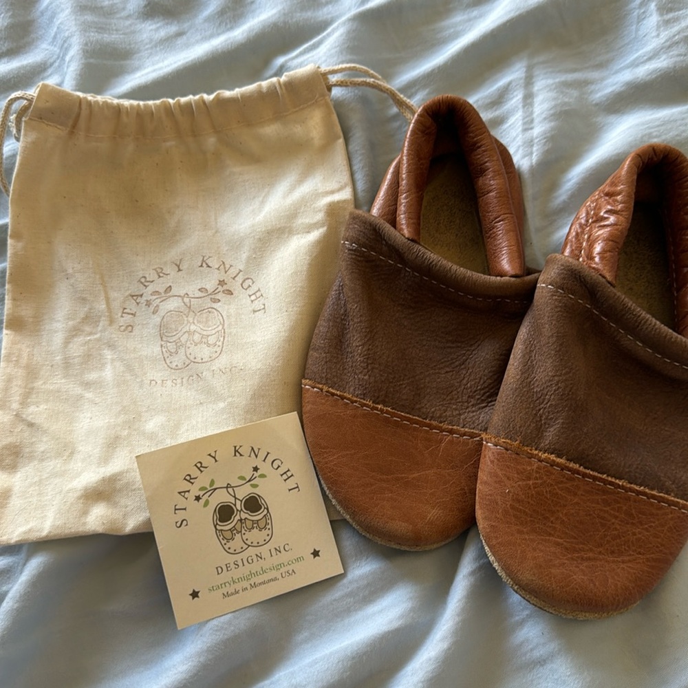 Toddler Size 10 (4 years) Starry Knight Designs Two-Tone Leather Moccasins